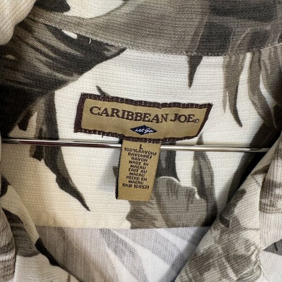 Caribbean Joe Mens Hawaiian Shirt Medium Tropical Print Button Down Rayon - Picture 2 of 4